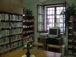 チェスキークロムロフの中心に位置する小さな公共図書館.jpg